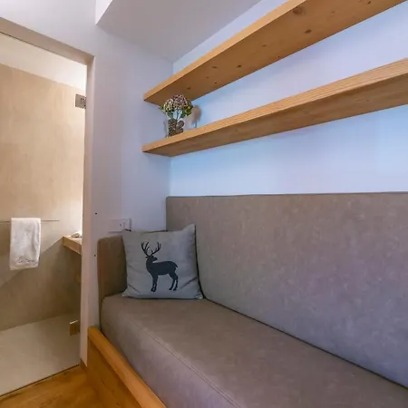 Lina, Giulia, Lucia - Happy Apartment